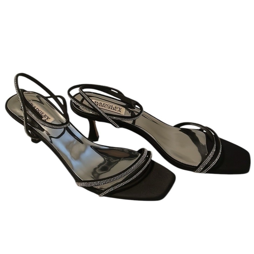 Badgley Mischka Women's‎ Black Ultra Metallic Ankle Grip Sandals Size 9